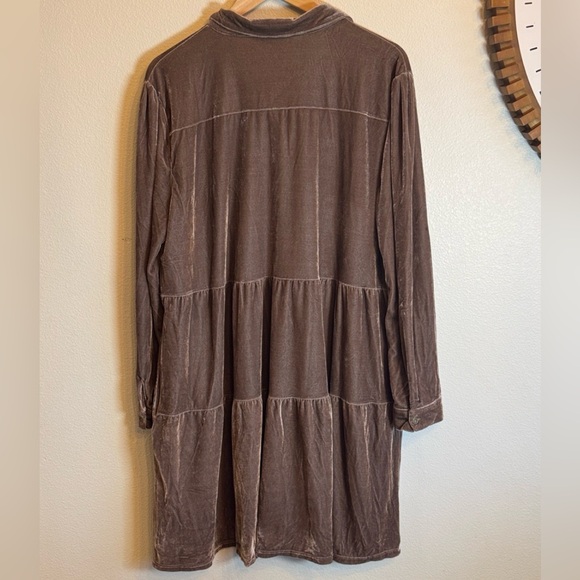 NWT Umgee + Velvet Tiered Shirt Dress Almond Color 1XL Long Sleeve Button Down - Picture 3 of 6